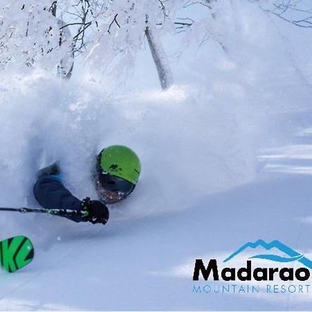 Madarao Kogen Hotel Iiyama Bagian luar foto
